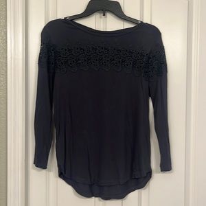 Loft long sleeved lightweight shirt